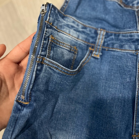 Women’s Overalls - Picture 9 of 11